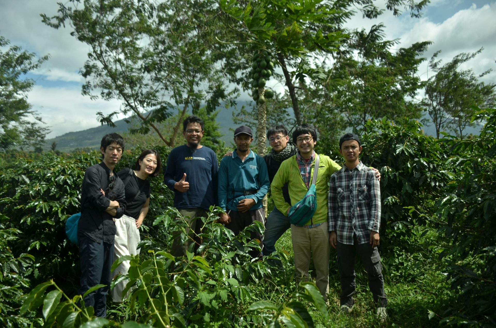 "Membangun Kemandirian Petani Kopi Kerinci: Dari Edukasi hingga Akses Pasar Global"