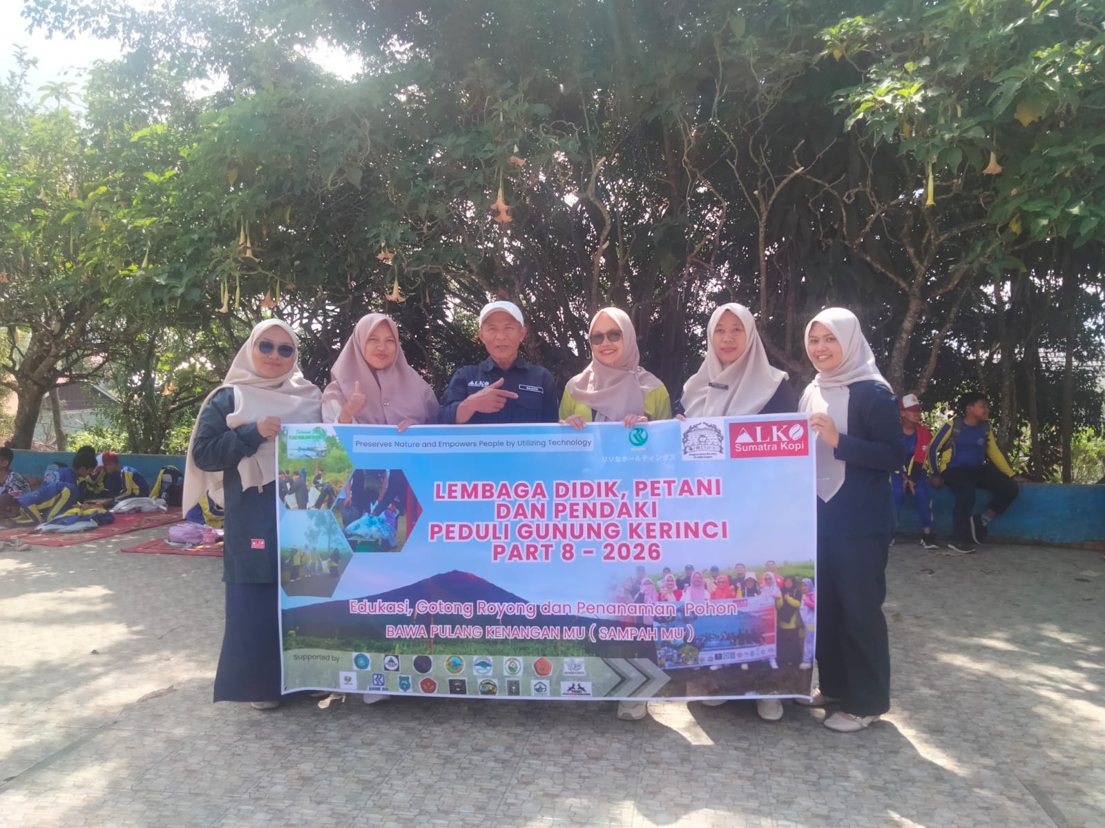 Edukasi Pengolahan Sampah Sejak Dini, Koperasi ALKO dan Bank Sampah Prima Aro Libatkan 63 Siswa SDN 175 Lindung Jaya
