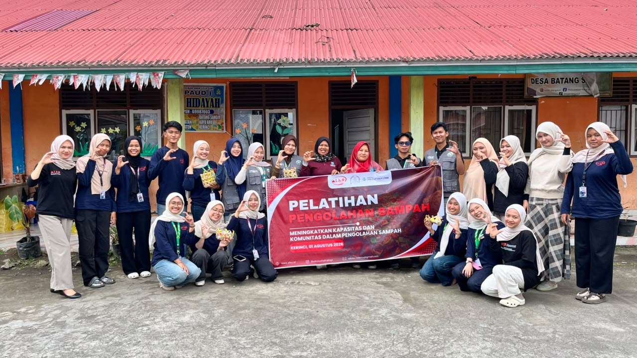 Kelompok Wanita Tani Desa Batang Sangir Tingkatkan Kapasitas Melalui Pelatihan Pengolahan Sampah